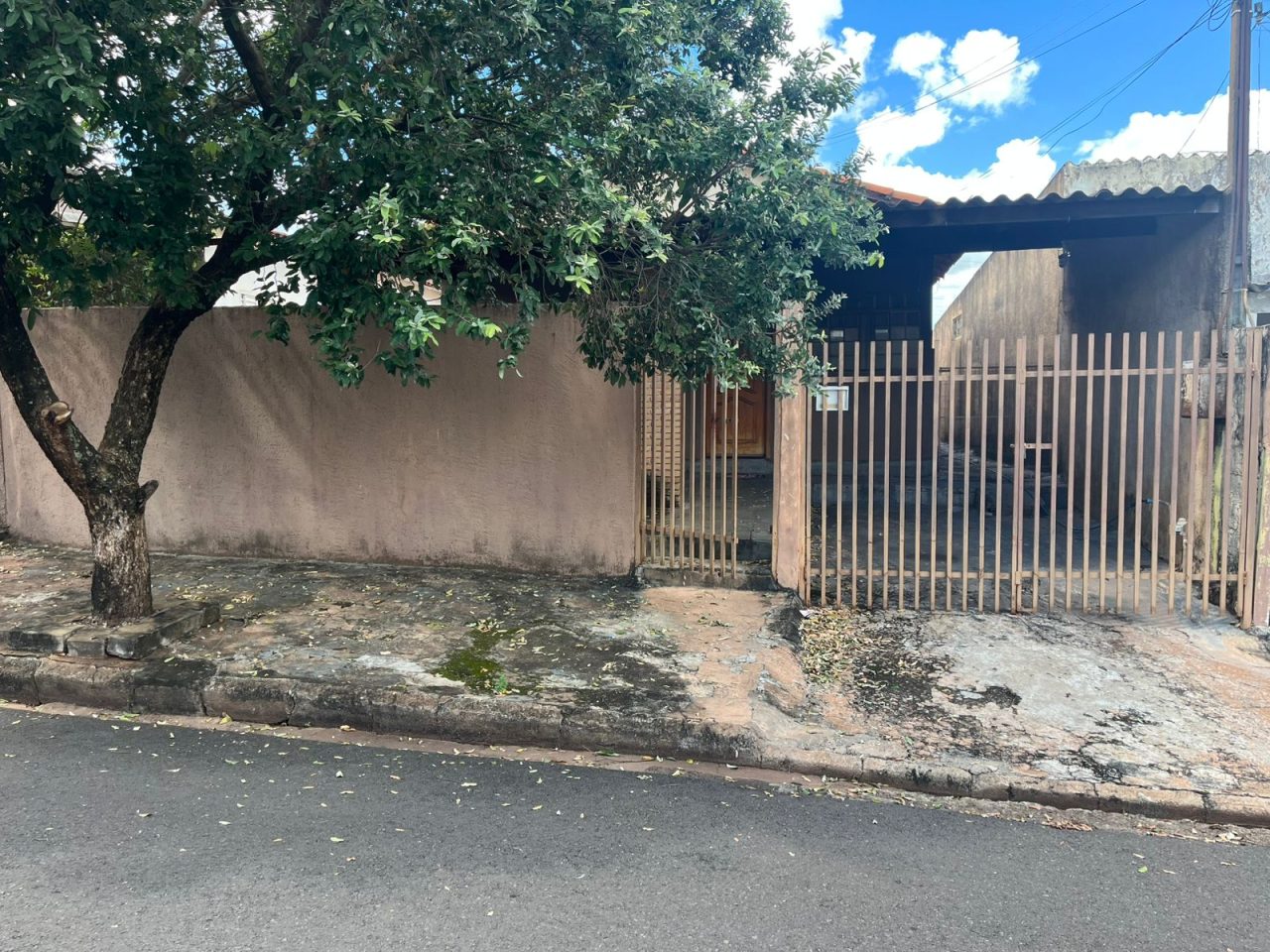 Casa 3 Quartos - Centro – , Minaçu 4